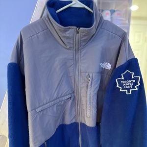 Mens North Face Denali, Custom Toronto Maple Leafs (2XL), GREAT Condition!!!